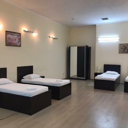 Mini-Hotel Verhovina Киев Екстериор снимка