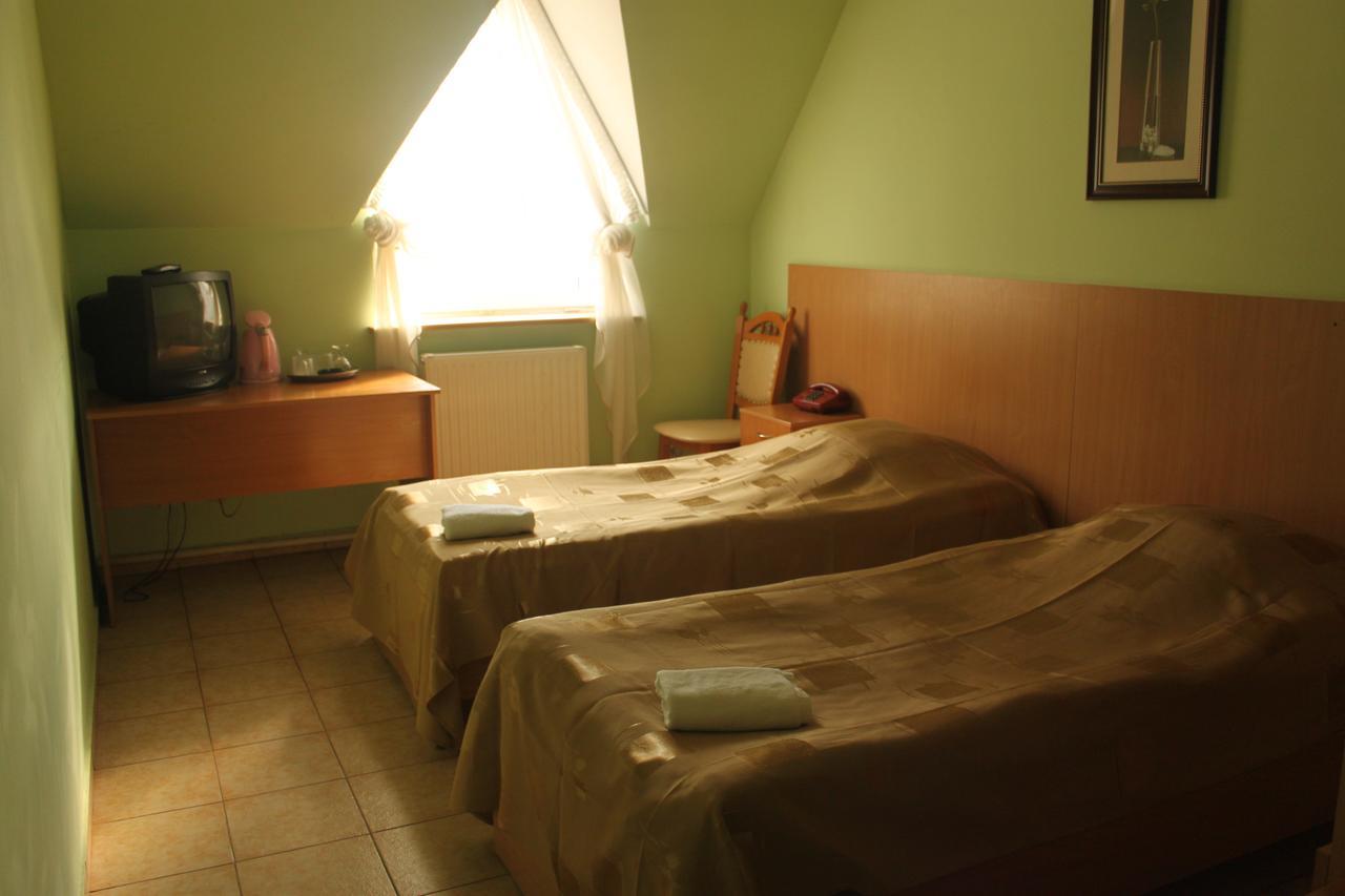 Mini-Hotel Verhovina Киев Екстериор снимка